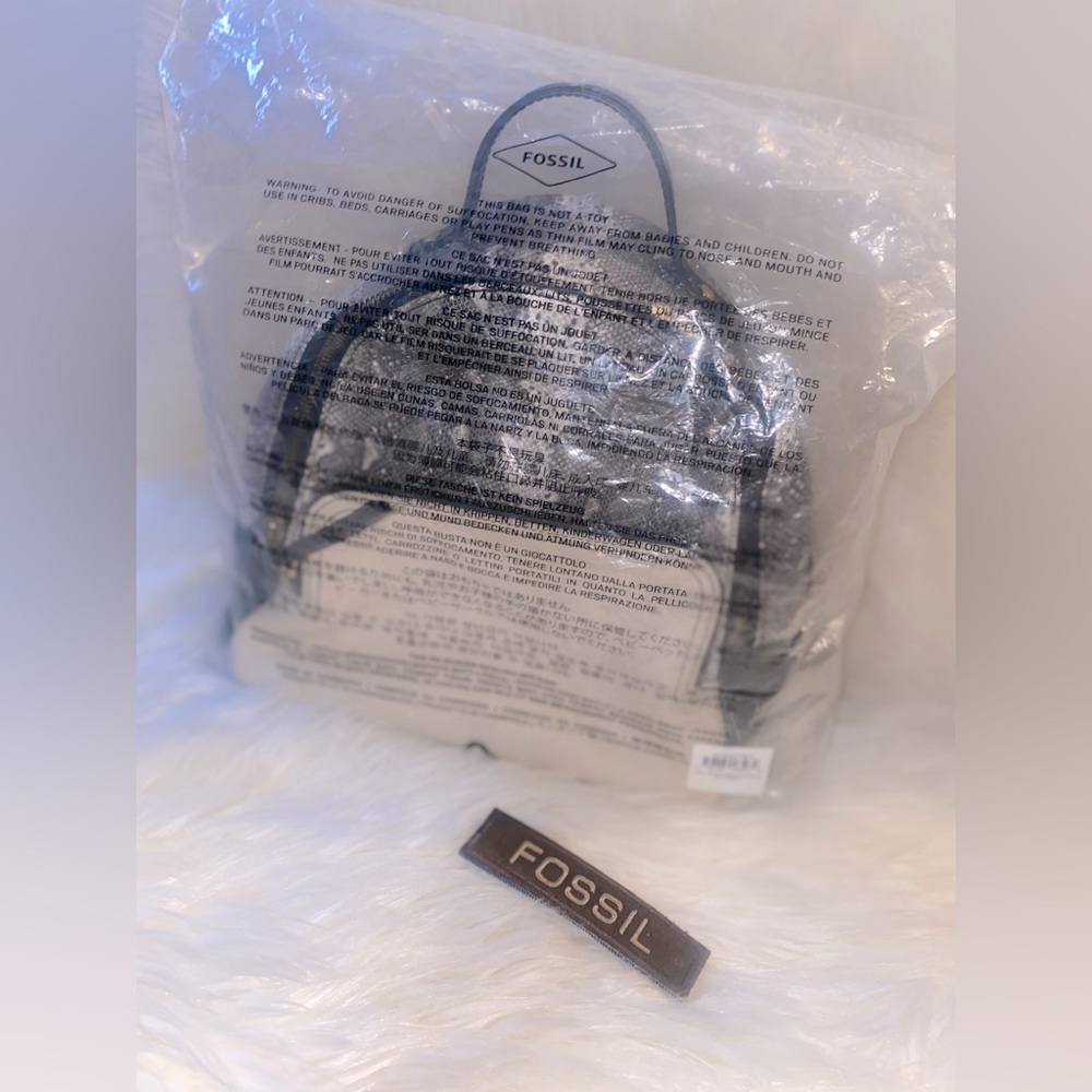 FOSSIL🎒🐍Small Backpack- Python/Snake Skin Print - Picture 5 of 7